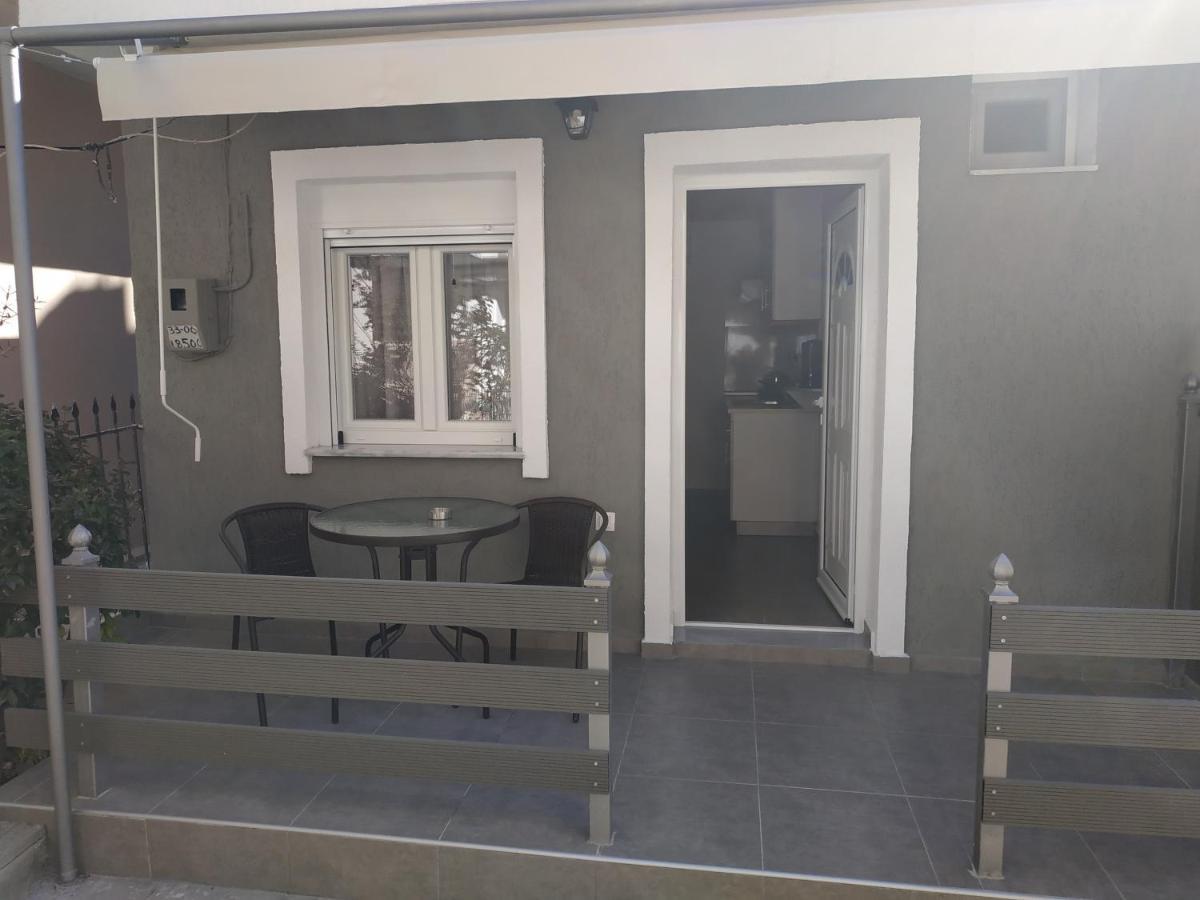 Agelikis' Apartments Nea Kallikrateia Esterno foto