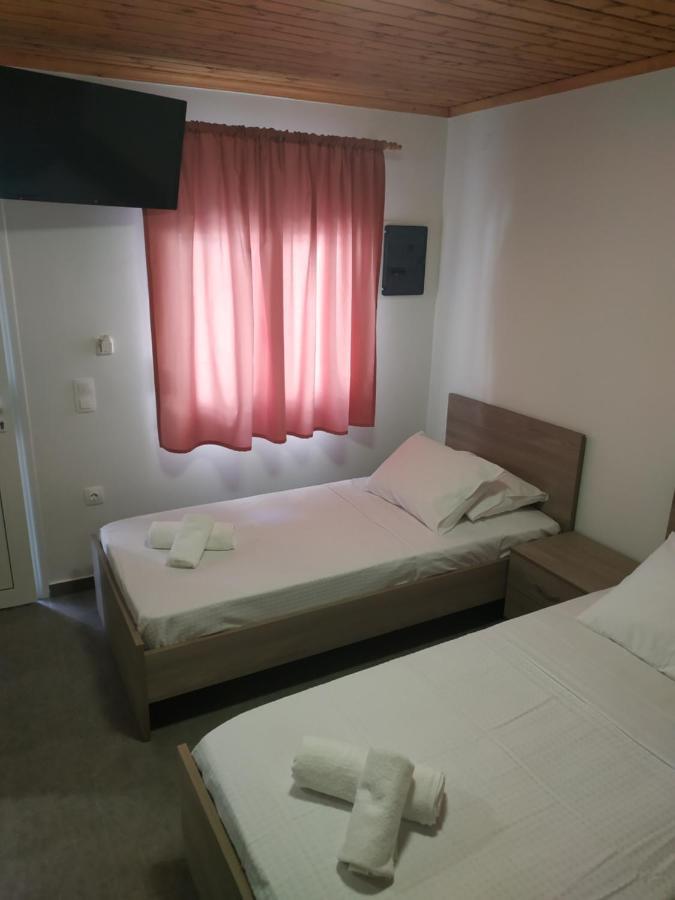 Agelikis' Apartments Nea Kallikrateia Esterno foto